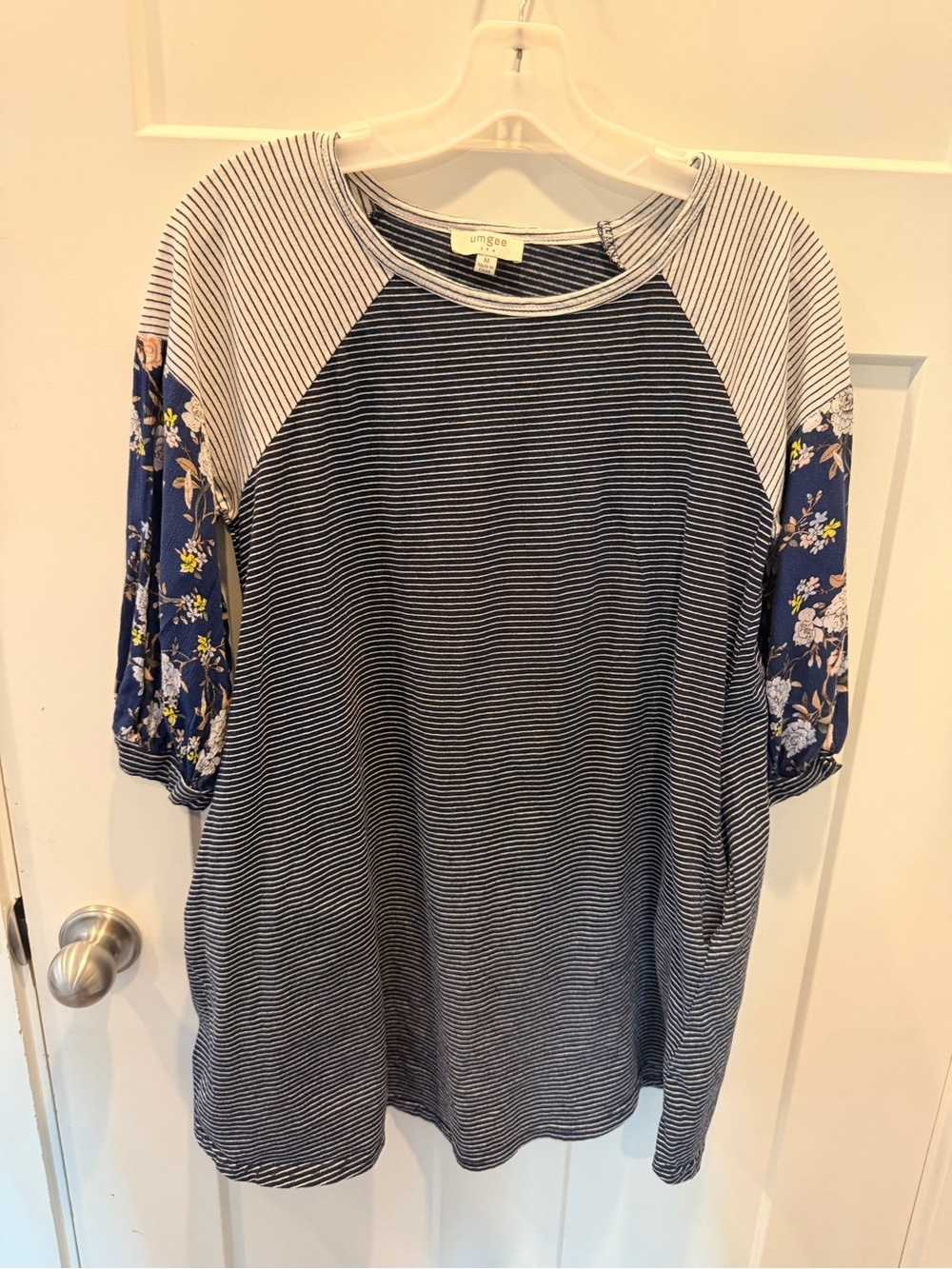 Umgee Medium Striped Floral Sleeve Tunic Top With Pockets